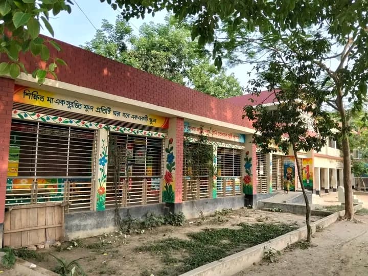 আউশগাড়া সরকারি প্রাথমিক বিদ্যালয় — ছবি ২